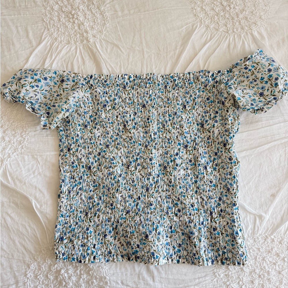 Floral off the shoulder smocked blouse